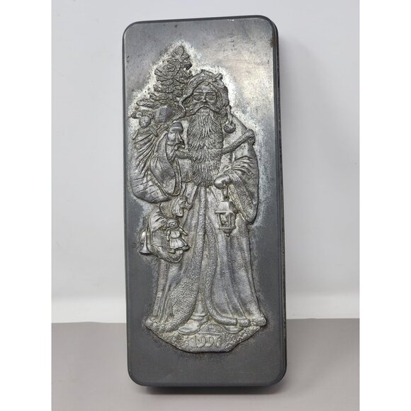 Vintage 1966 Santa Claus Collectible Rectangular Tin With Embossed Design Metal - Picture 1 of 10